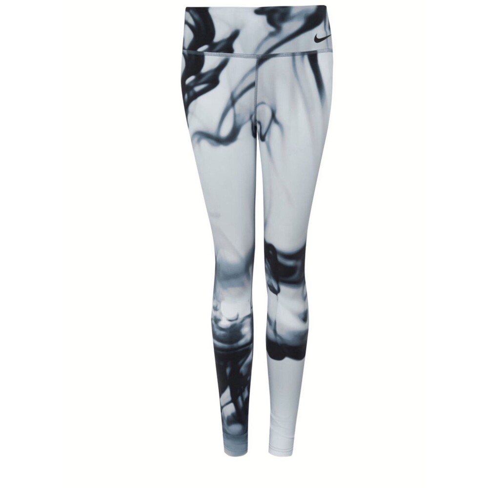 Nike Legendary Lava Legging
